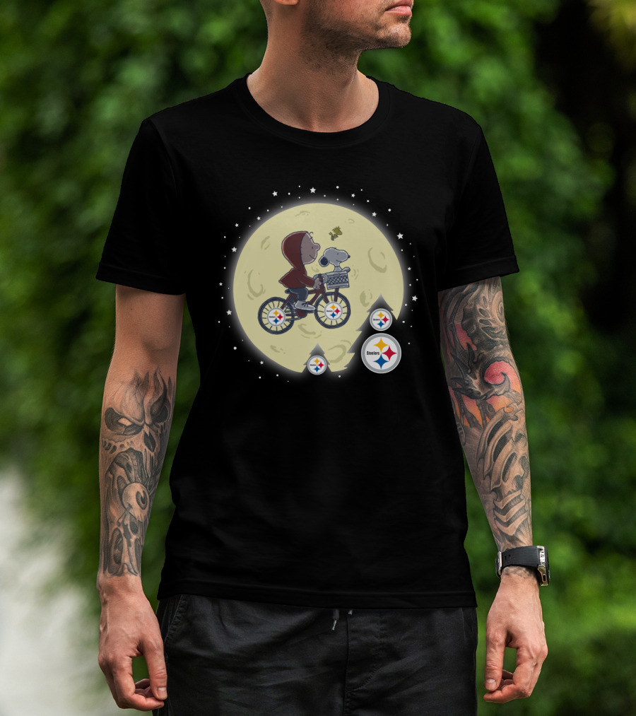 Pittsburgh Steelers Halloween Moon Bicycle Ride T-Shirt