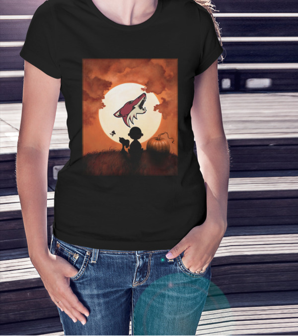 Arizona Coyotes Halloween Full Moon Pumpkin Scene T-Shirt