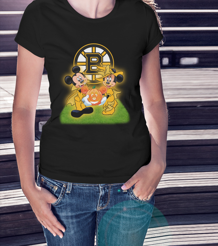 Boston Bruins Halloween Mickey And Minnie With Pumpkin T-Shirt