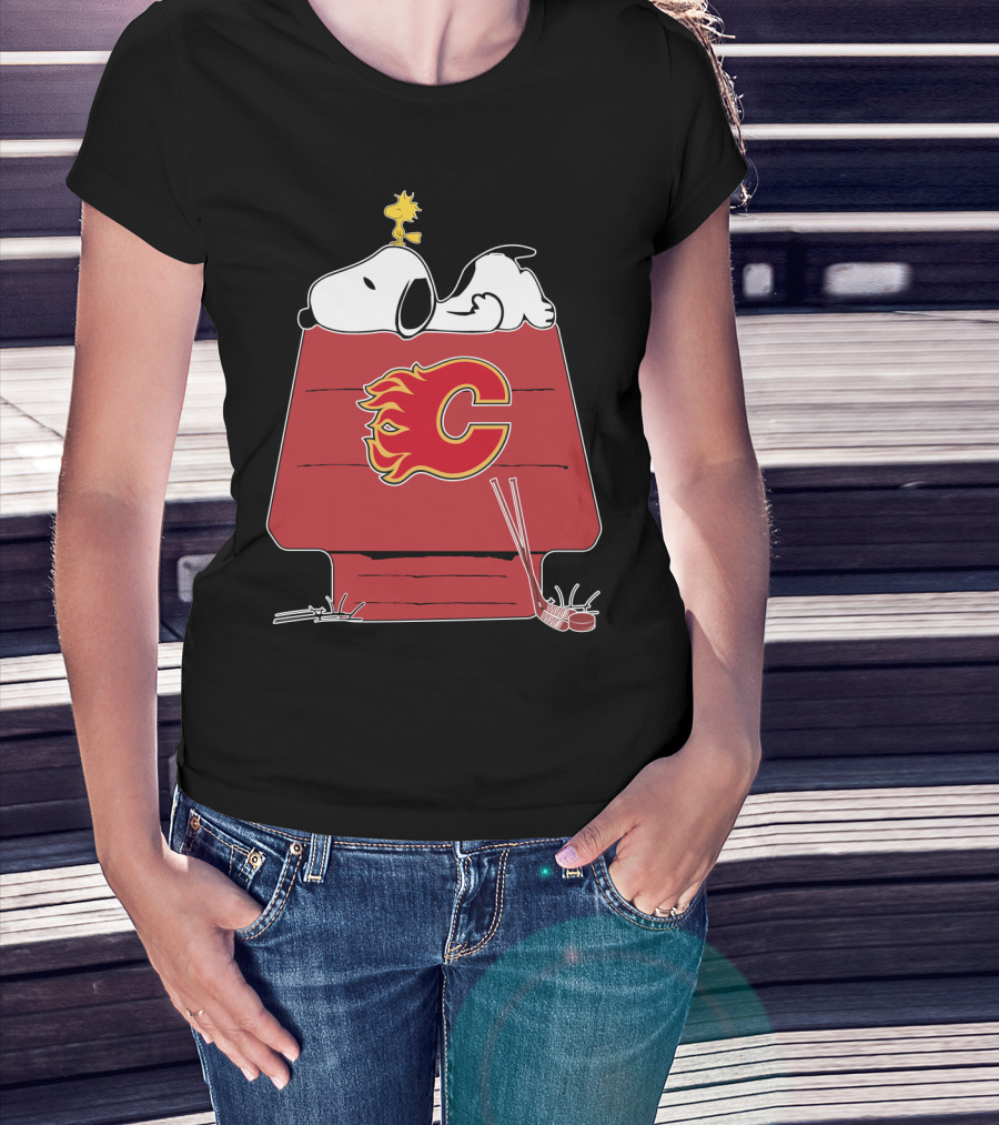 Snoopy And Woodstock On Calgary Flames Logo House T-Shirt