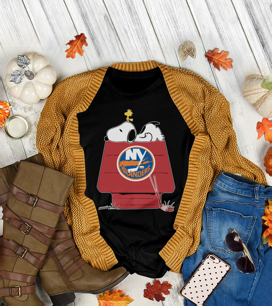 Snoopy Woodstock New York Islanders Peanuts Nhl Hockey Mashup T-Shirt