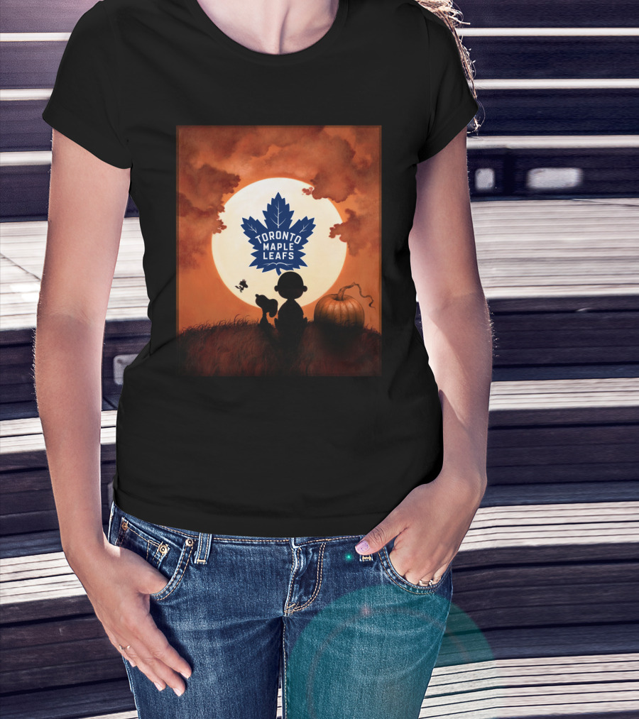 Toronto Maple Leafs Halloween Moon Silhouette With Pumpkin T-Shirt