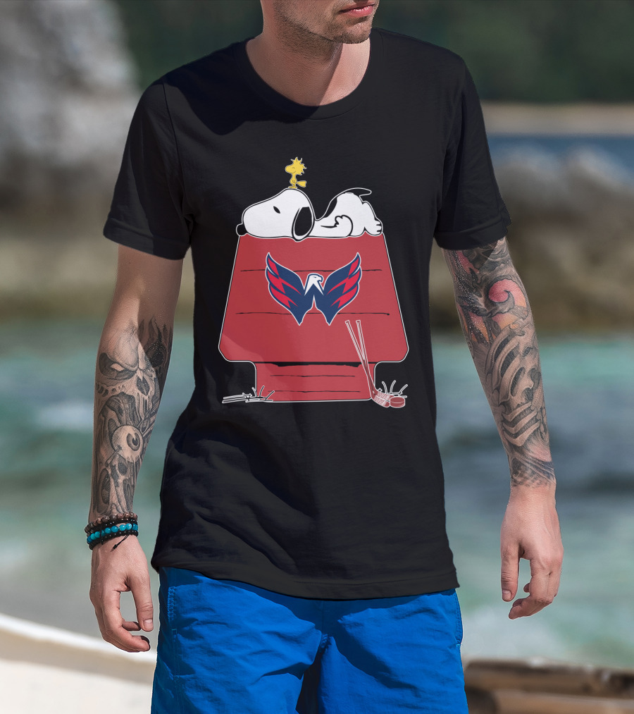 Snoopy And Woodstock With Washington Capitals Logo On Doghouse Hockey T-Shirt