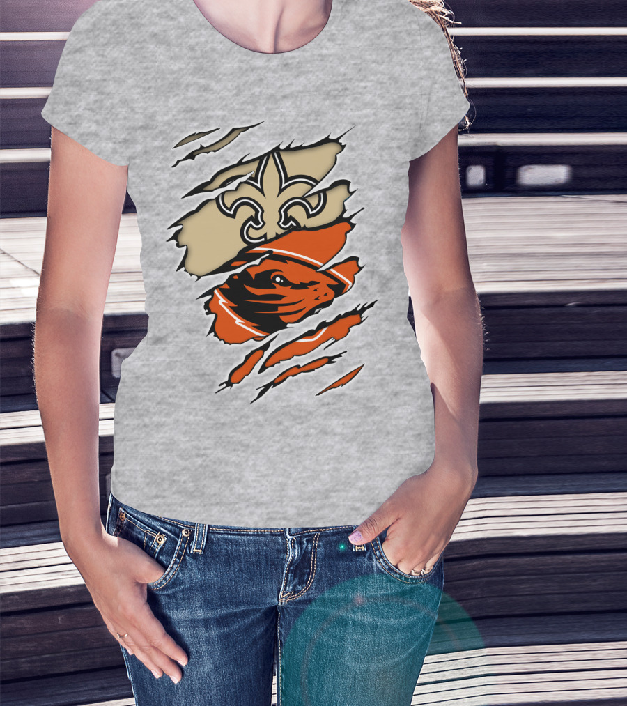 Saints Fleur-de-lis And Beavers Mascot Ripped T-Shirt