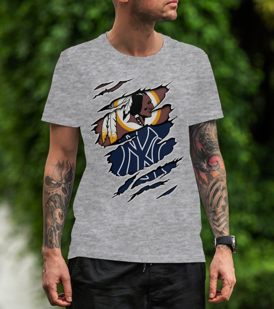 Redskins Yankees Logo Mashup T-Shirt