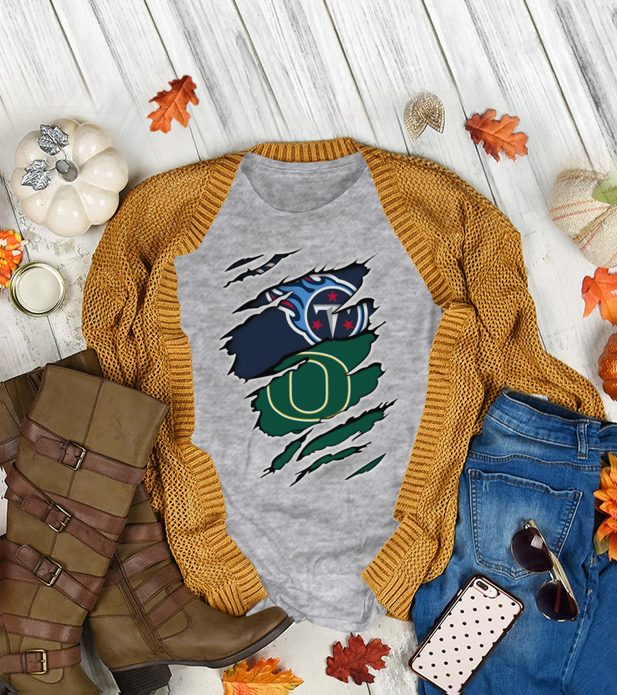 Tennessee Titans And Oregon Ducks Ripped Logo Claw Marks T-Shirt