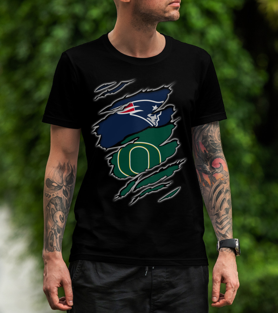 New England Patriots And Oregon Ducks Logos Torn Claw Marks Display T-Shirt