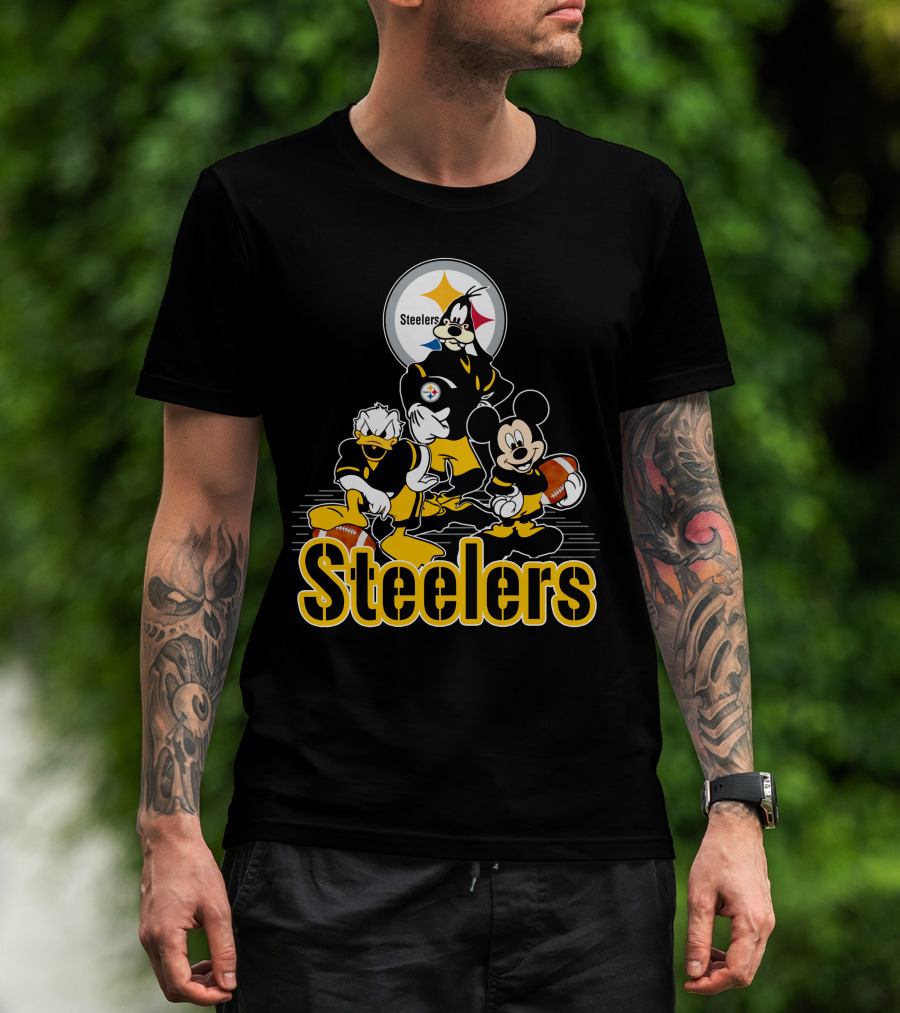 Steelers Mickey Donald Goofy Football Team Friendship T-Shirt