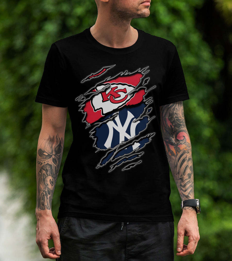 Kansas City Chiefs New York Yankees Torn Logo Mashup T-Shirt