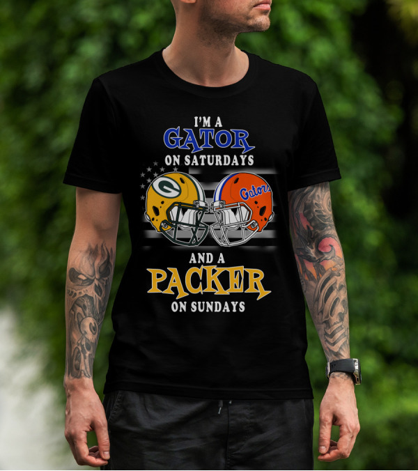 I'm A Gator On Saturdays And A Packer On Sundays Football Helmets T-Shirt