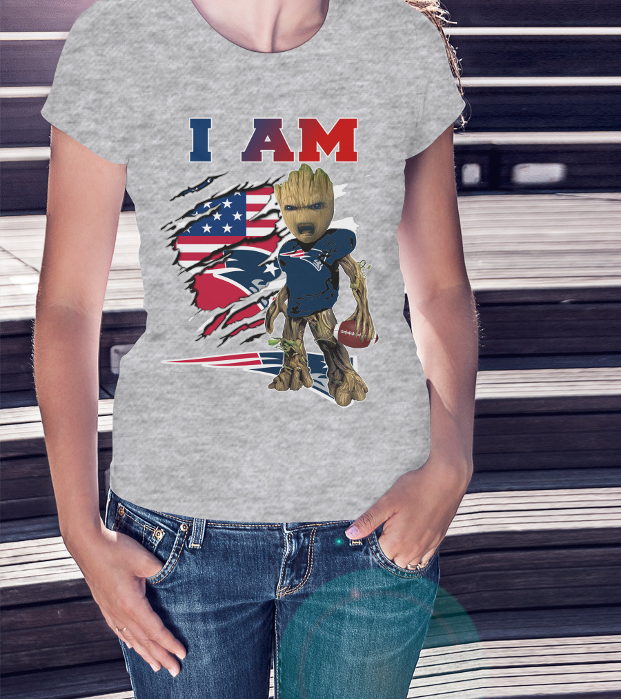 I Am Patriots American Flag Football Character T-Shirt