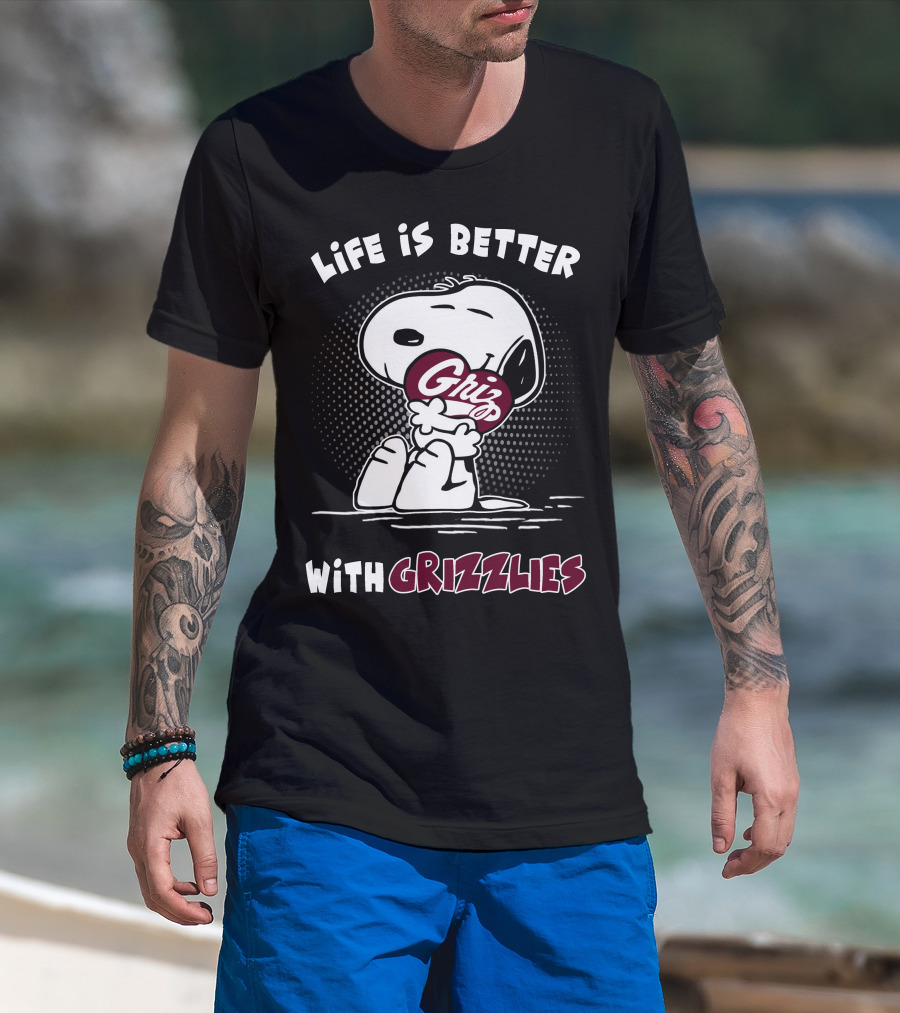 Life Is Better With Grizzlies Snoopy Hugging Football T-Shirt