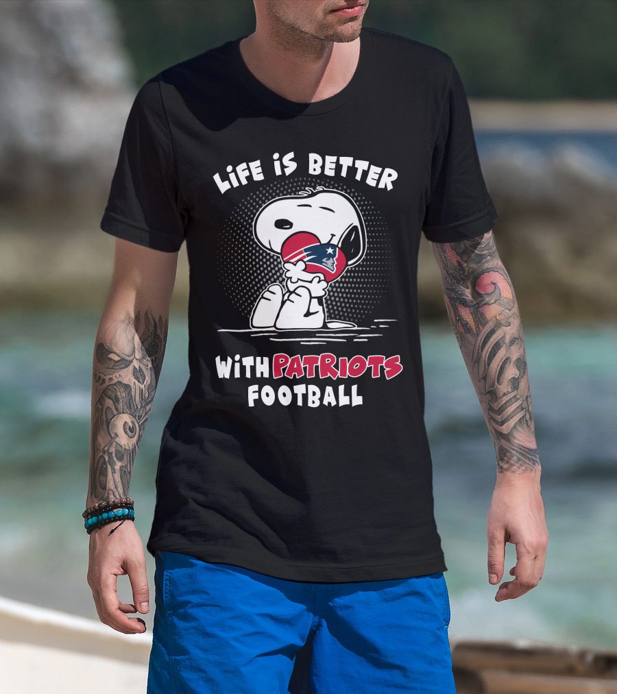 Life Is Better With Patriots Football Snoopy Hugging Helmet T-Shirt