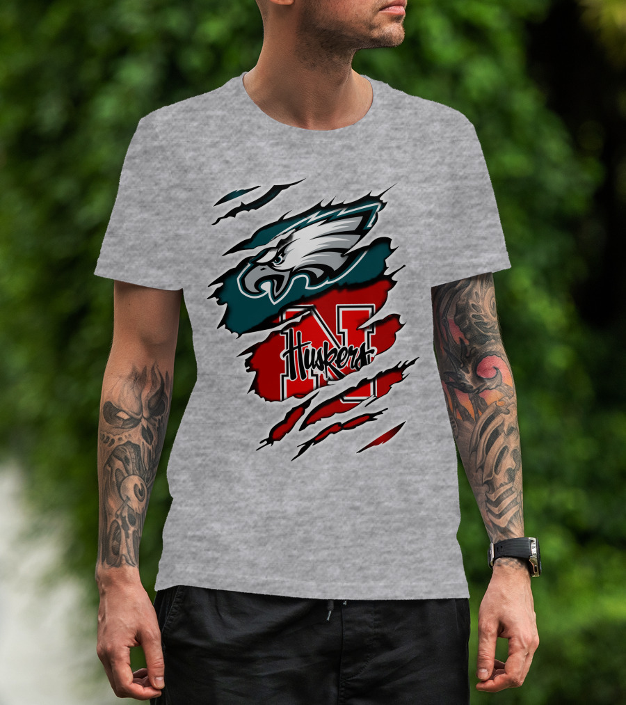Philadelphia Eagles And Nebraska Cornhuskers Fans Rip And Tear T-Shirt