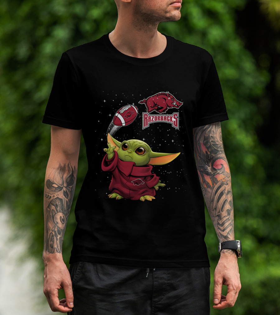 Baby Yoda Arkansas Razorbacks Football Force Thrower With Razorback T-Shirt