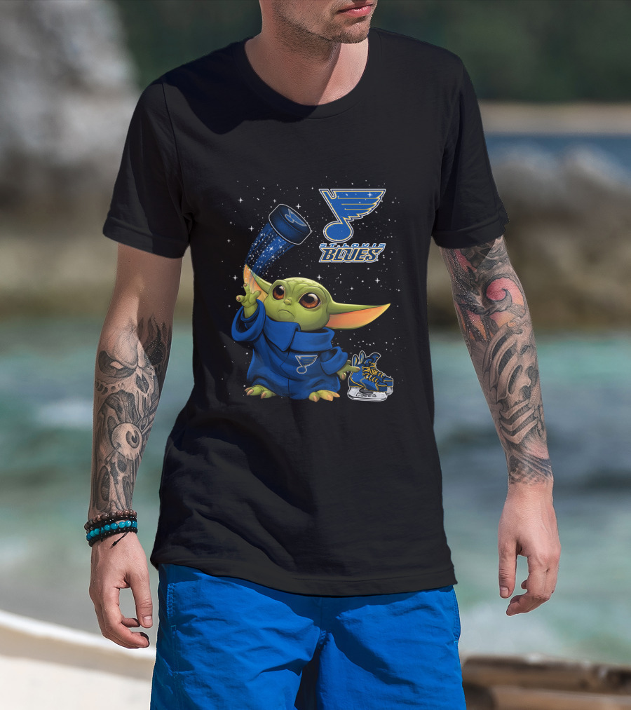St Louis Blues Baby Yoda Holding Hockey Puck With Logo And Skates T-Shirt