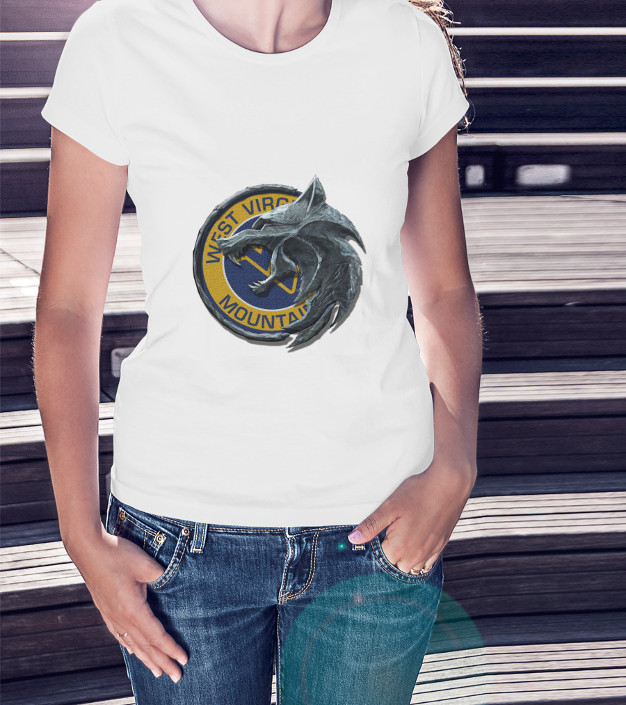 Cht1Twnc2025 West Virginia Mountaineers Wolf T-Shirt