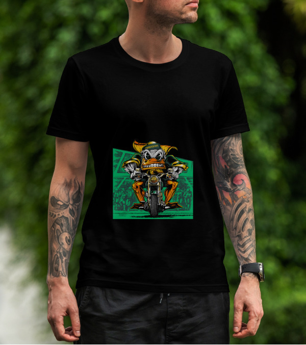 Oregon Duck Riding Motorcycle Bold 2007 Retro Style T-Shirt
