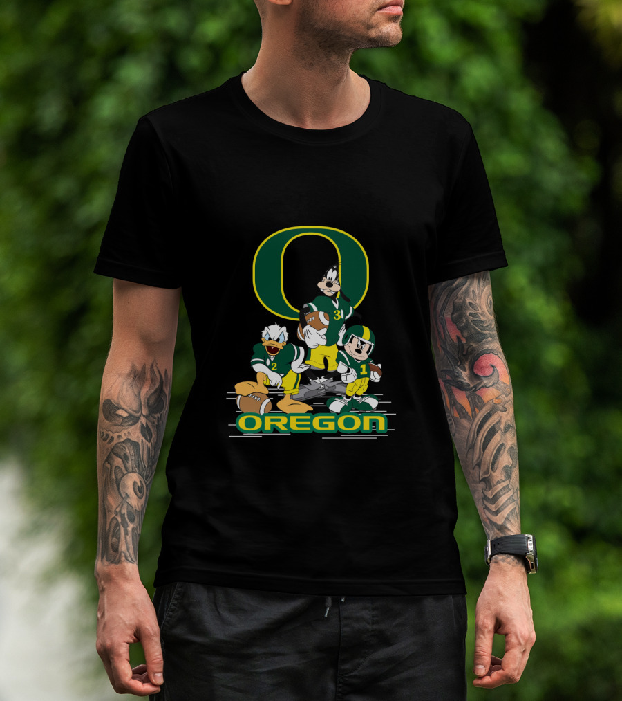 Chtnca10025 Oregon Football Donald Duck Goofy Mickey Mouse T-Shirt