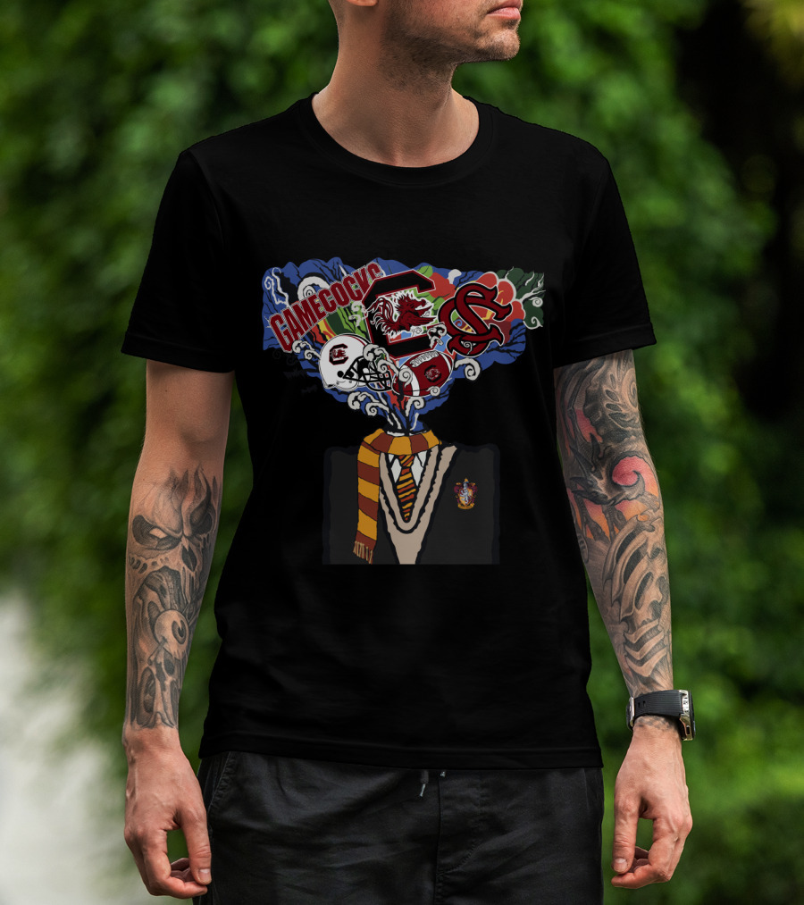 Gamecocks Hogwarts Crossover With Gryffindor And University Of South Carolina Logos T-Shirt