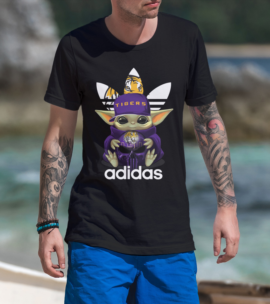 Yoda LSU Tigers Logo With Baby Yoda In Hat T-Shirt