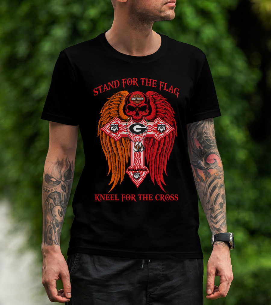 Stand For The Flag Kneel For The Cross Georgia Bulldogs Harley Davidson Riding Skull With Wings T-Shirt