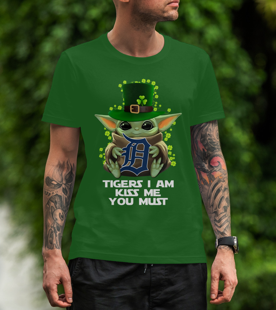 Tigers I Am Kiss Me You Must 44 Dt Mlb Tvl T-Shirt