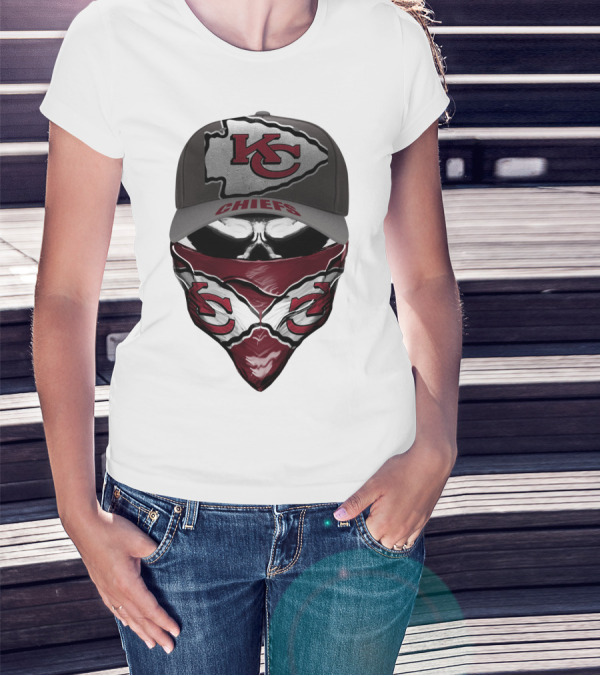 KANSAS CITY CHIEFS KC Logo Hat And Bandana Combo T-Shirt
