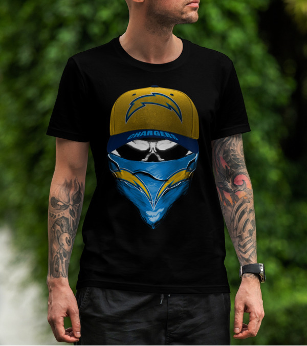 Los Angeles Chargers Skull Hat And Bandana T-Shirt