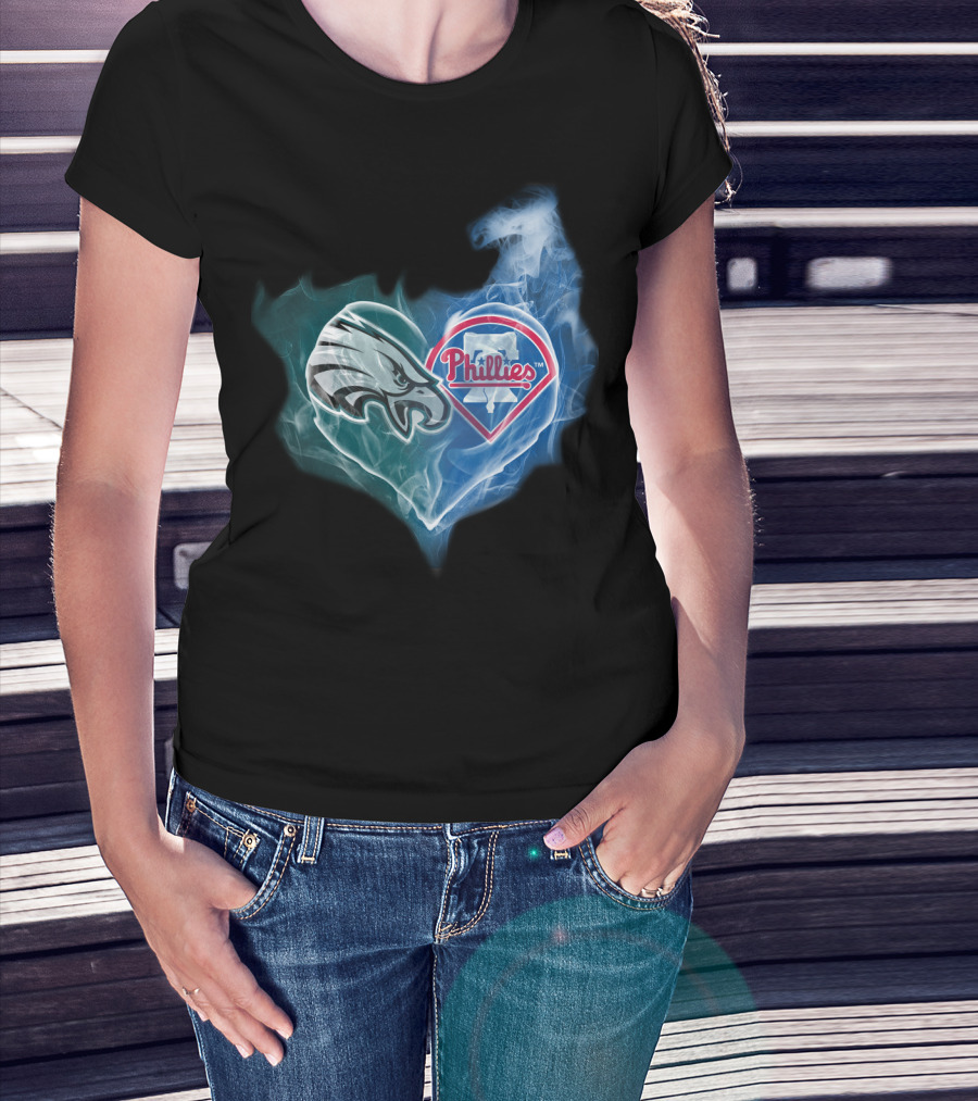 Philadelphia Eagles Phillies Heart T-Shirt