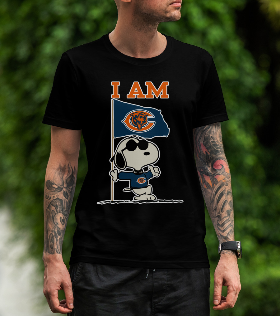 I Am Chicago Bears Snoopy T-Shirt