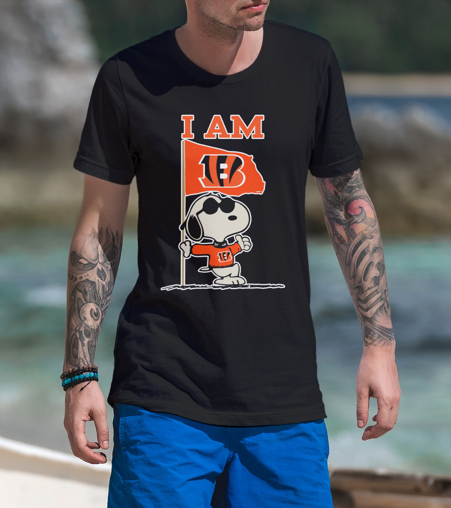 I Am Cincinnati Bengals Snoopy Flag T-Shirt