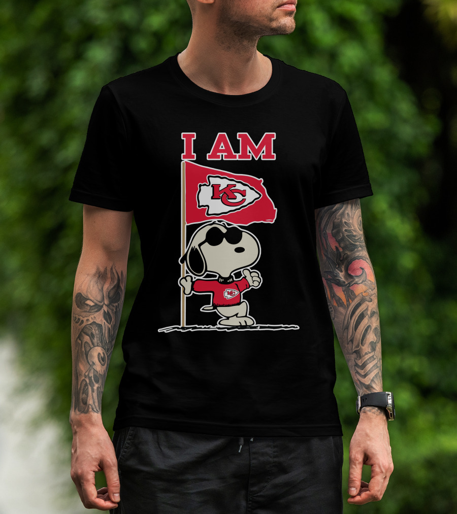 I Am Kansas City Chiefs Snoopy Kc Flag T-Shirt