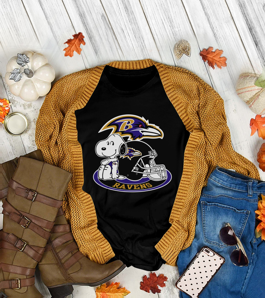 Baltimore Ravens Snoopy Helmet Logo Ravens T-Shirt