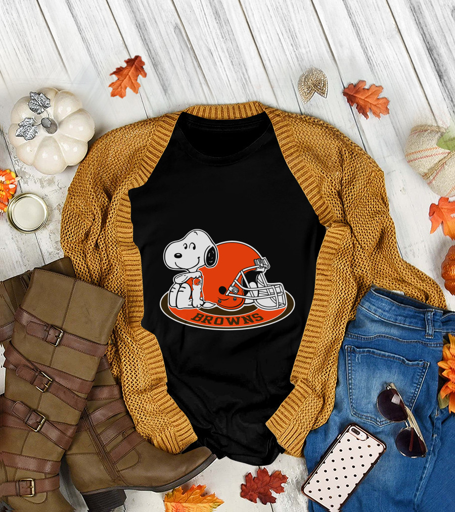 Snoopy Cleveland Browns Helmet Browns T-Shirt