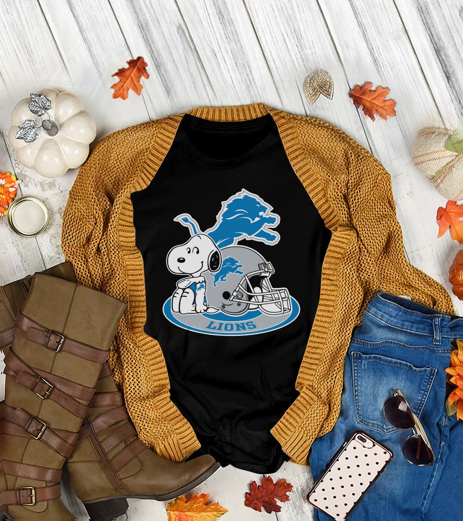 Detroit Lions Snoopy Helmet Nfl Team Logo Peanuts Featured T-Shirt