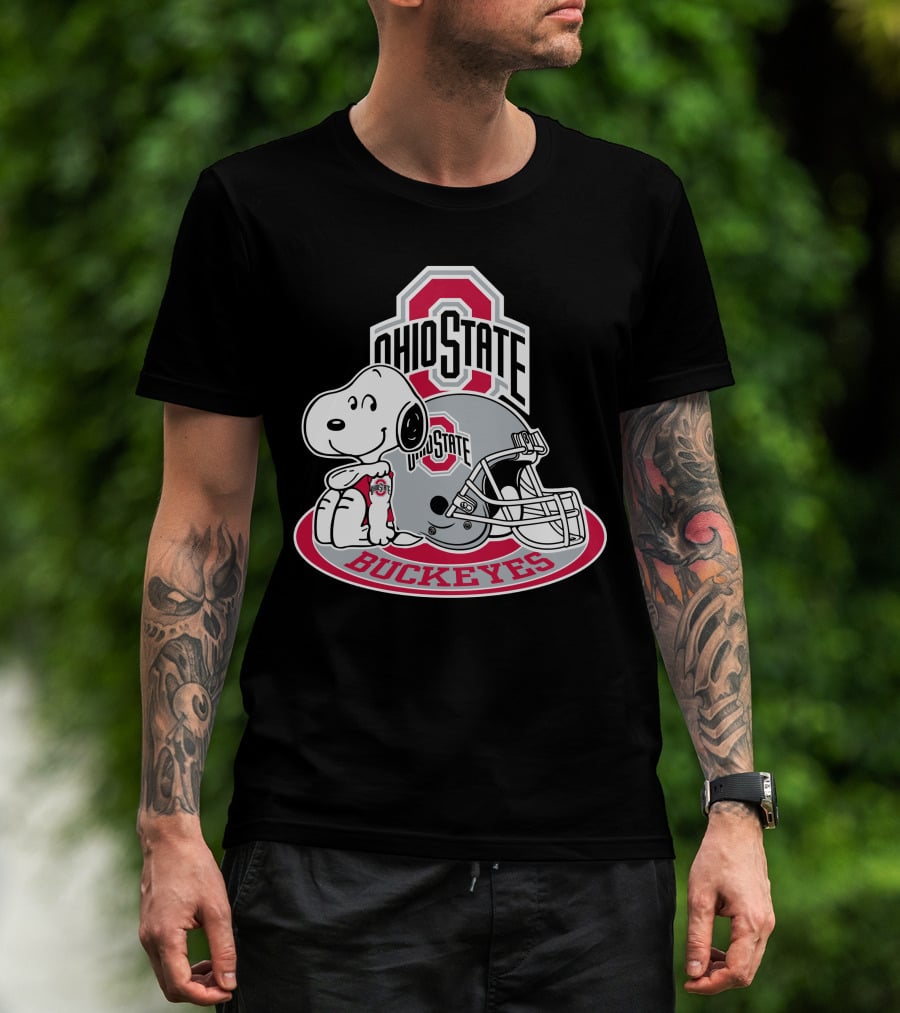 Ohio State Buckeyes Snoopy With Logo And Helmet T-Shirt