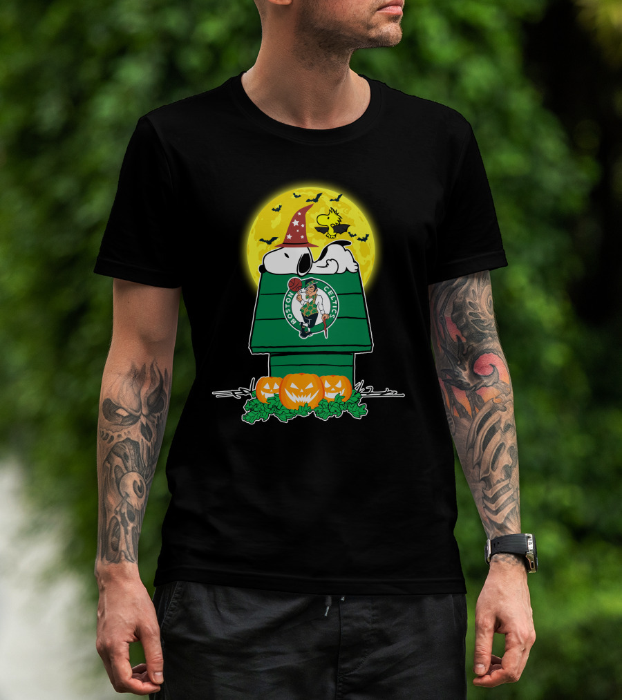 Snoopy Boston Celtics Halloween Moon Pumpkins T-Shirt