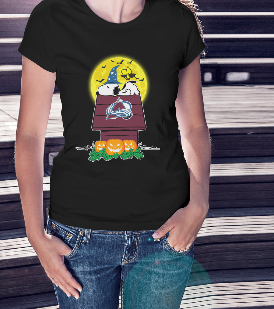 Colorado Avalanche Snoopy Halloween House Moon Pumpkins T-Shirt