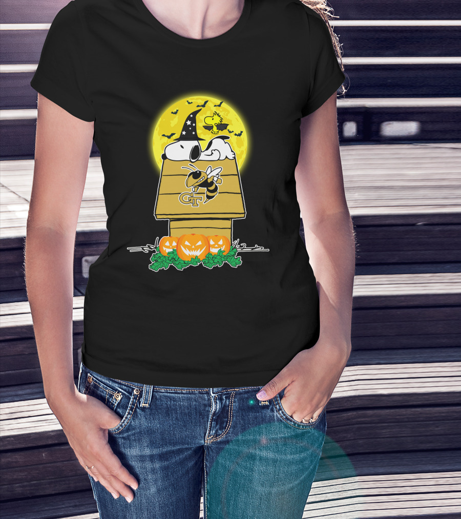 Georgia Tech Yellow Jackets Snoopy Woodstock Witch Hat Pumpkins Halloween Moon T-Shirt