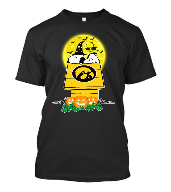 Iowa Hawkeyes Snoopy Halloween With Pumpkins And Yellow Moon T-Shirt
