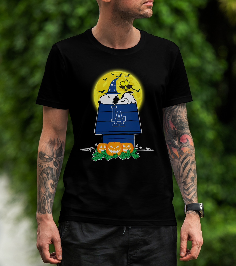 Los Angeles Dodgers Snoopy Halloween Moon Pumpkins Woodstock T-Shirt