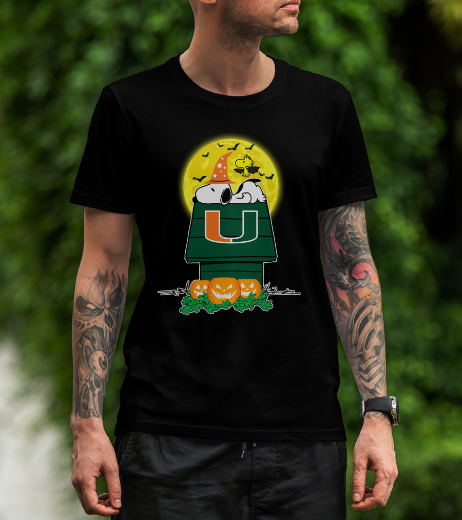 Miami Hurricanes Snoopy Halloween Pumpkin Moon Peanuts Woodstock T-Shirt