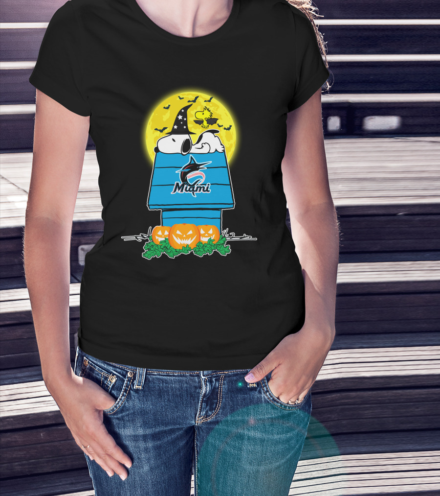 Snoopy Miami Marlins Halloween Moon Pumpkins T-Shirt