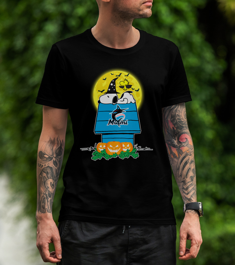 Snoopy Miami Marlins Halloween Moon Pumpkins T-Shirt