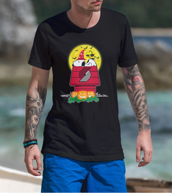 Snoopy Halloween Portland Trail Blazers Moon Pumpkins Scene T-Shirt