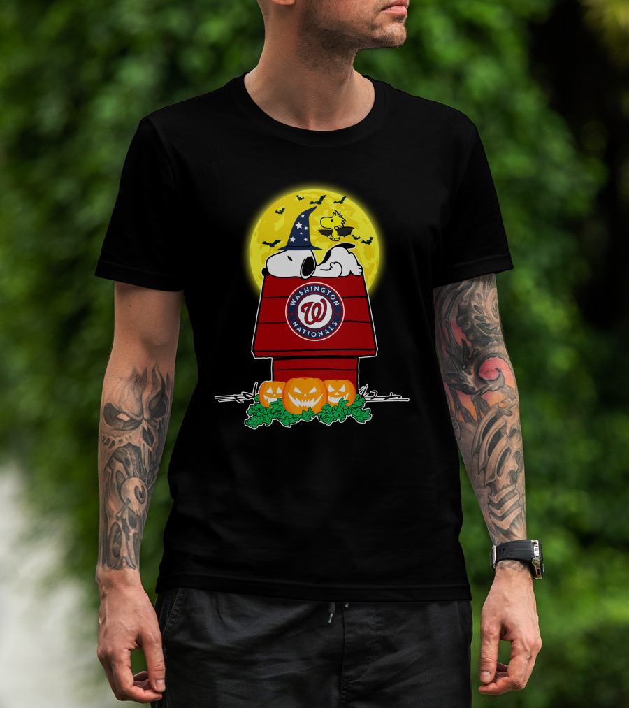 Washington Nationals Snoopy Halloween Moon And Pumpkins T-Shirt