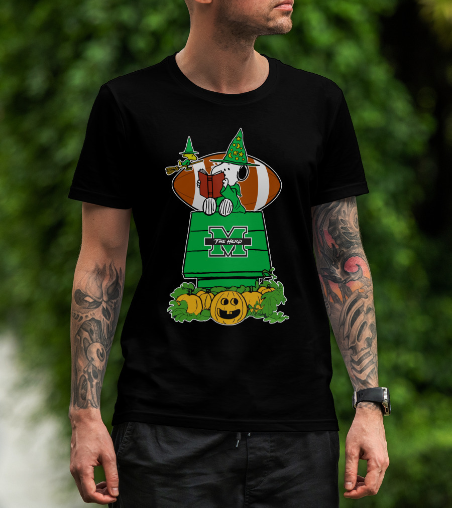 Marshall Thundering Herd Snoopy Halloween Witch Reading Book And Football T-Shirt