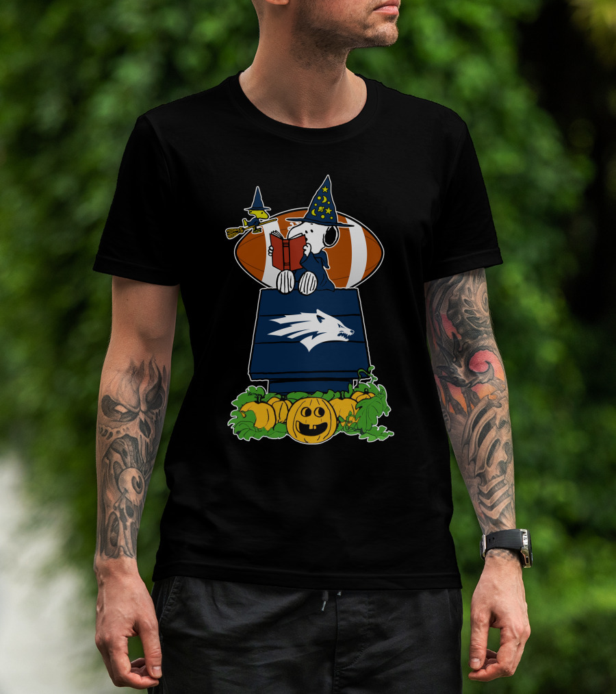 Nevada Wolf Pack Snoopy Halloween Football Wizard House And Pumpkins T-Shirt