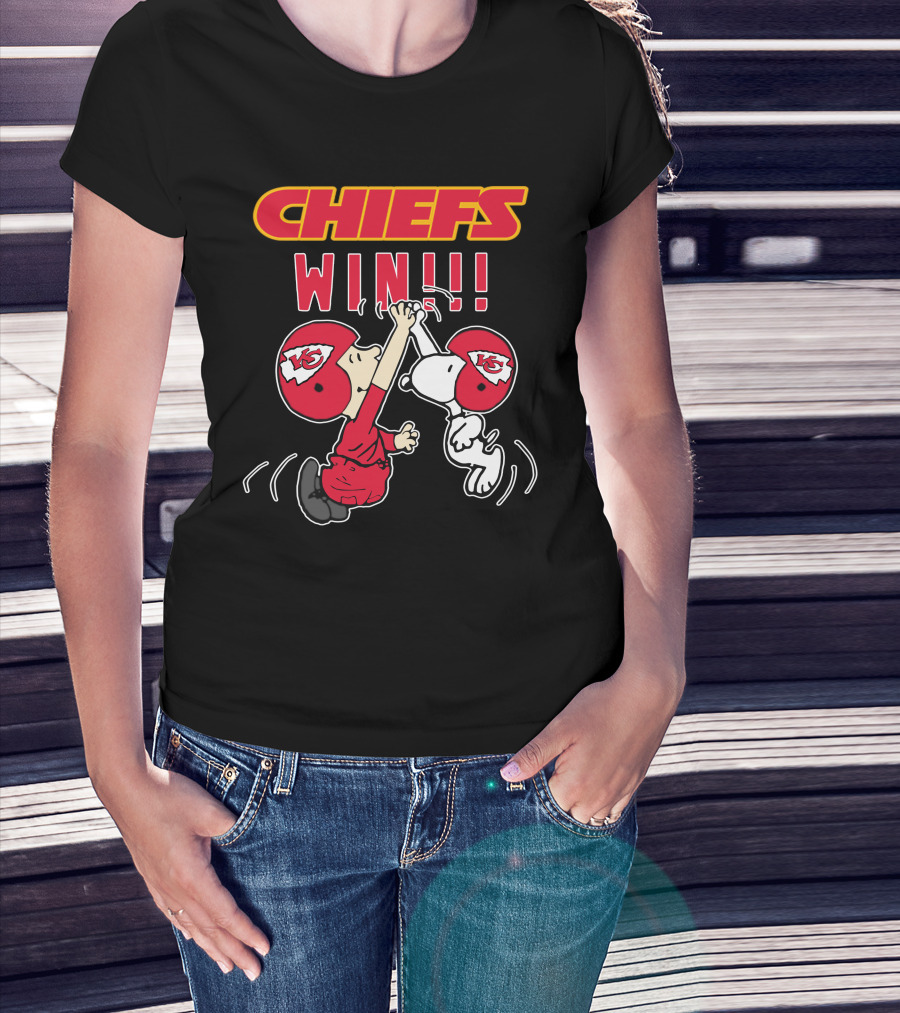 Chiefs Win!!! Kansas City Chiefs Helmet High-Five Football Celebration T-Shirt